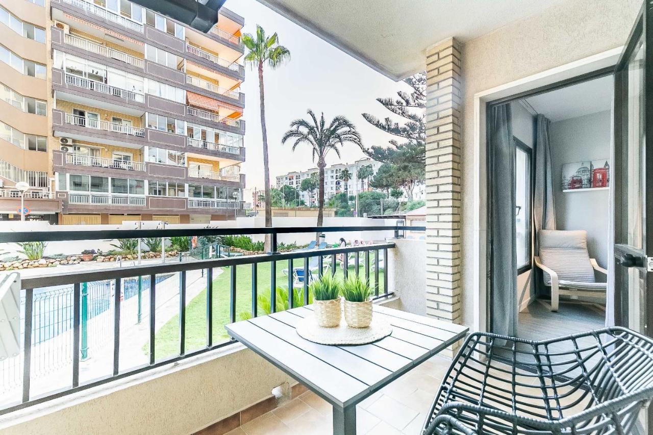 76-Lovely Beach Front Apartment In Fuengirola Exteriör bild