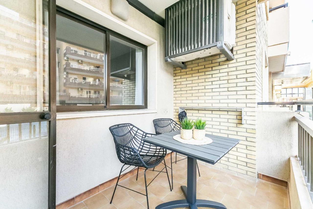 76-Lovely Beach Front Apartment In Fuengirola Exteriör bild