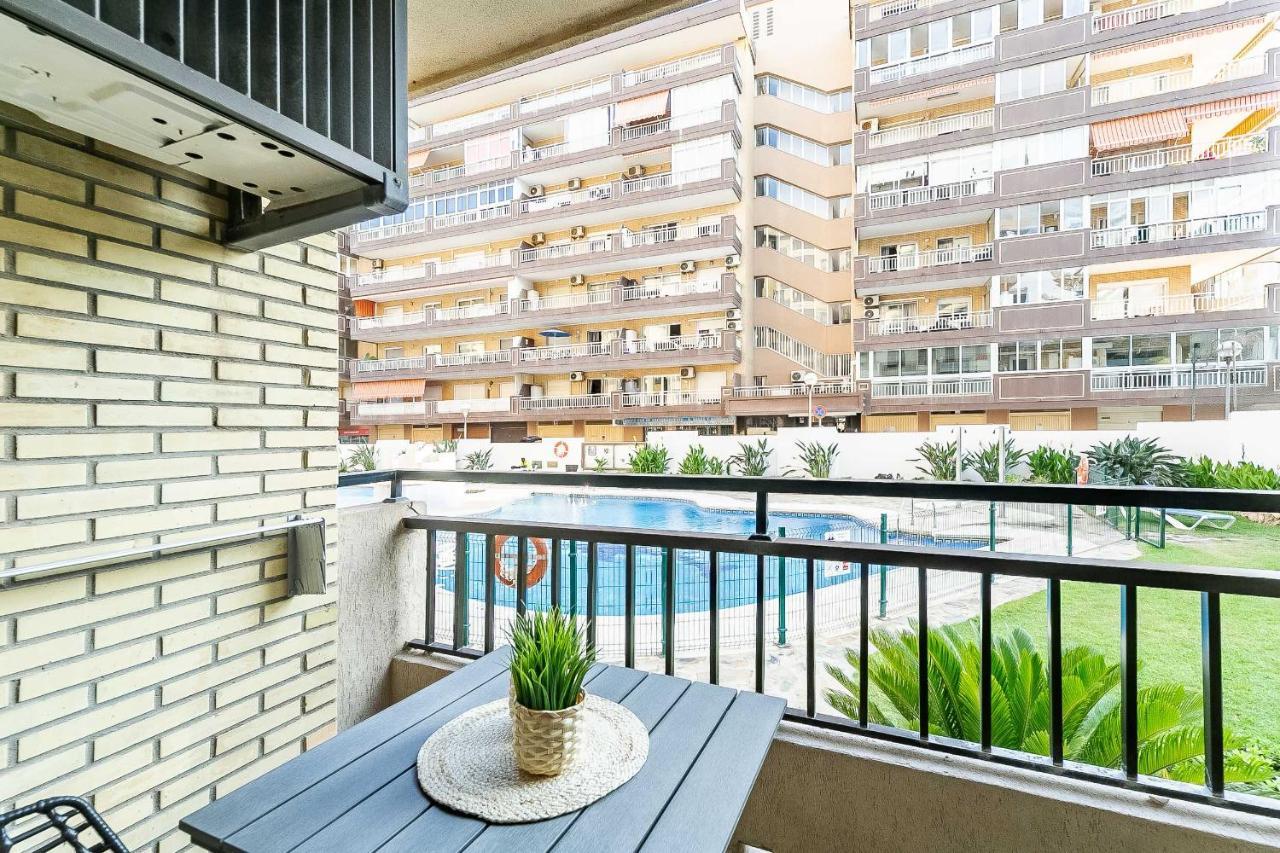 76-Lovely Beach Front Apartment In Fuengirola Exteriör bild