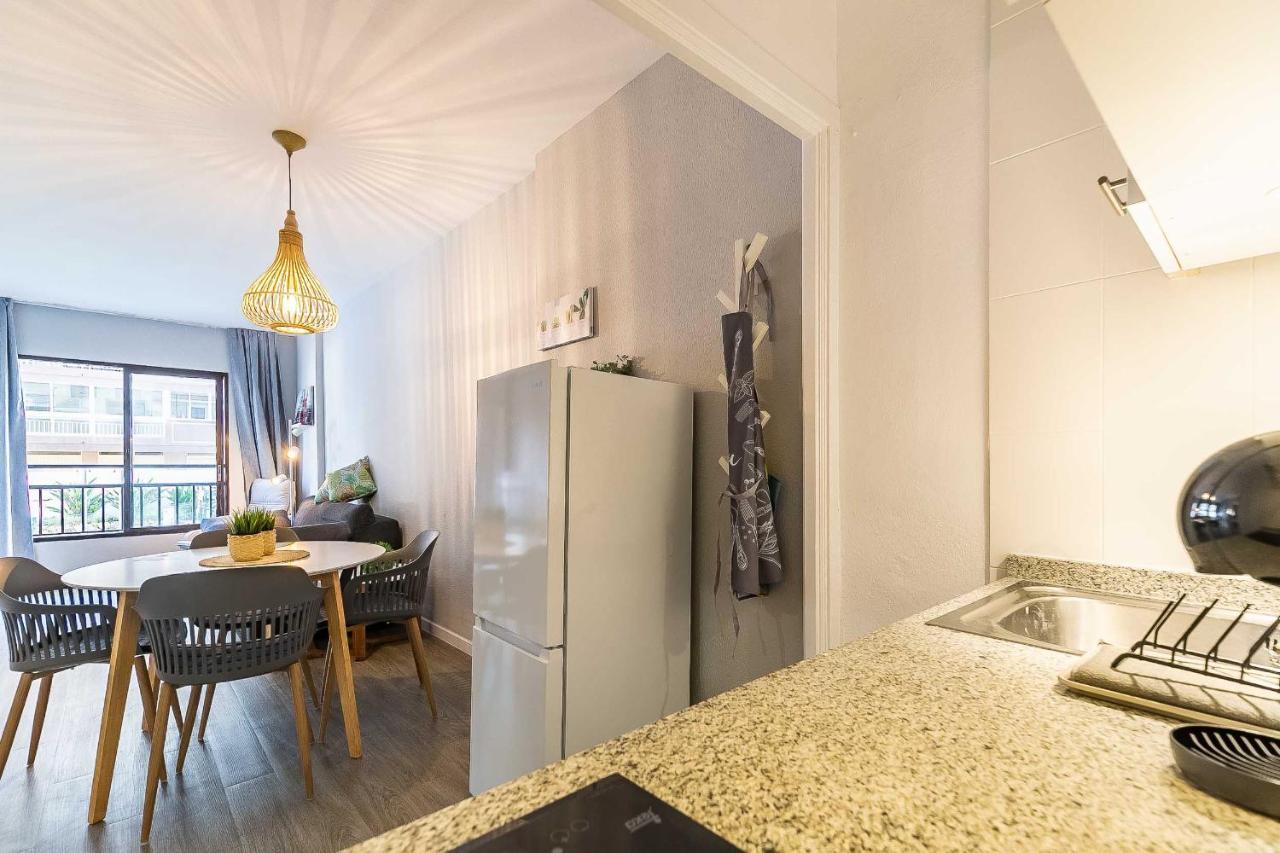 76-Lovely Beach Front Apartment In Fuengirola Exteriör bild